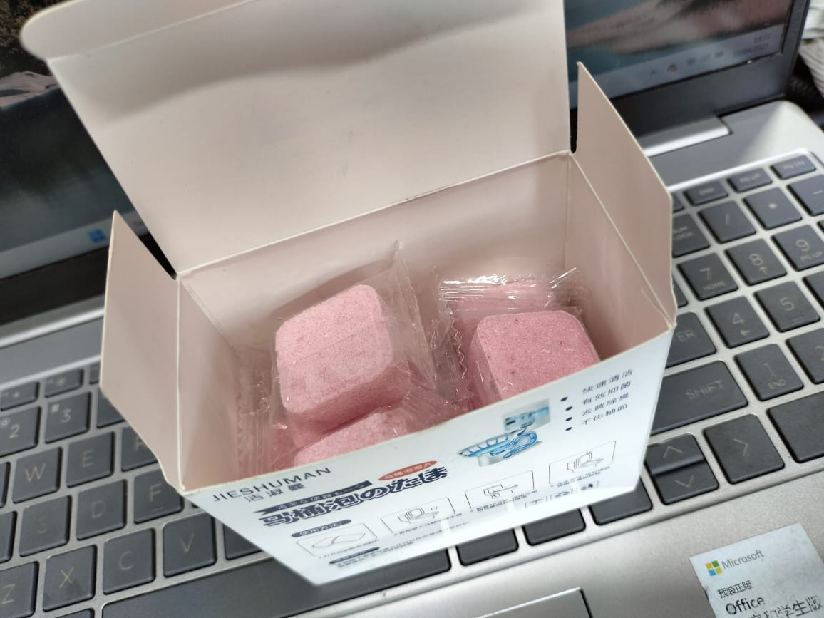 12 PCs toilet cleaning tablet