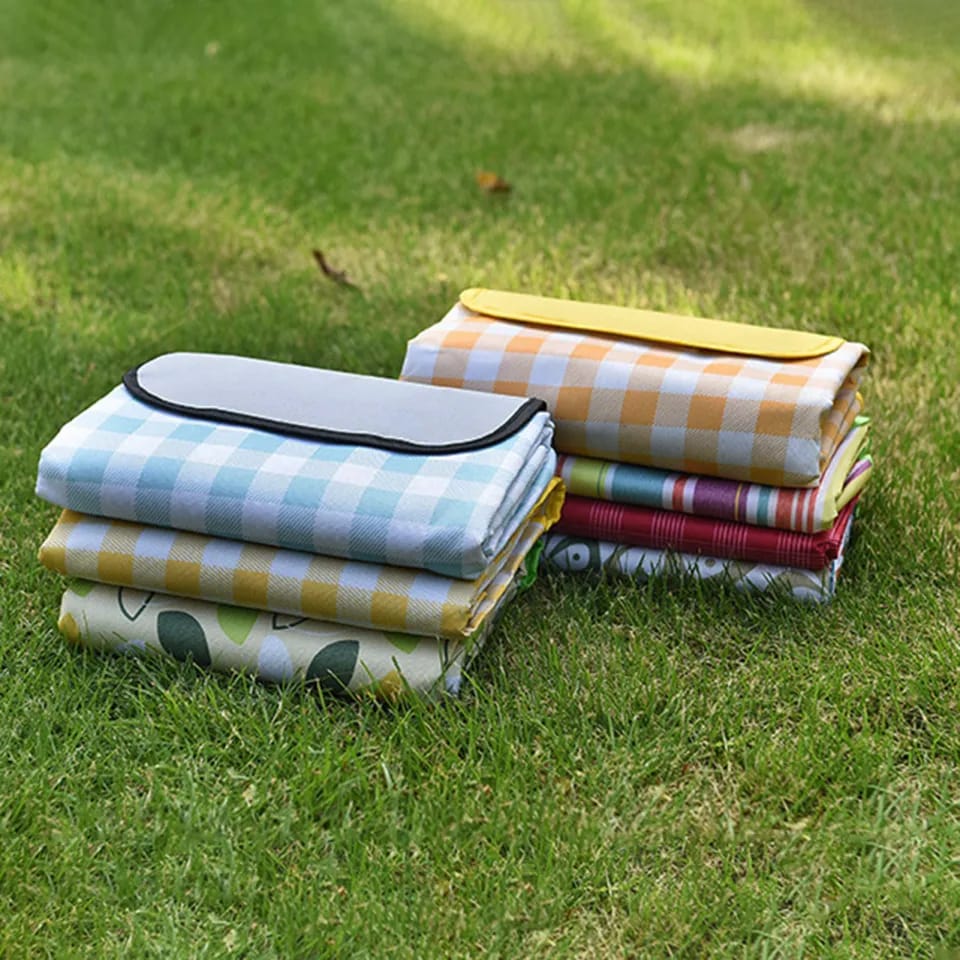 Outdoor thickened picnic mat 🤩 135gsm Good quality