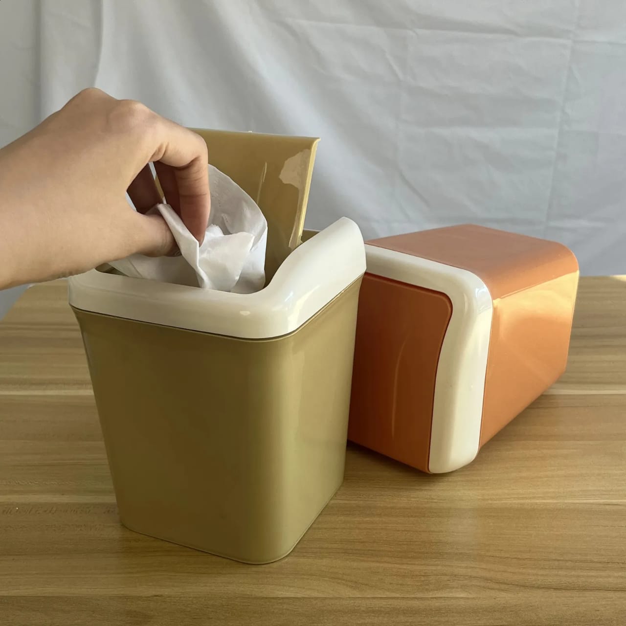 Mini Desktop Trash Can with Lid - Small Wastebasket for Bedroom, Desk, Kitchen - Compact Storage Box ,  butter orange