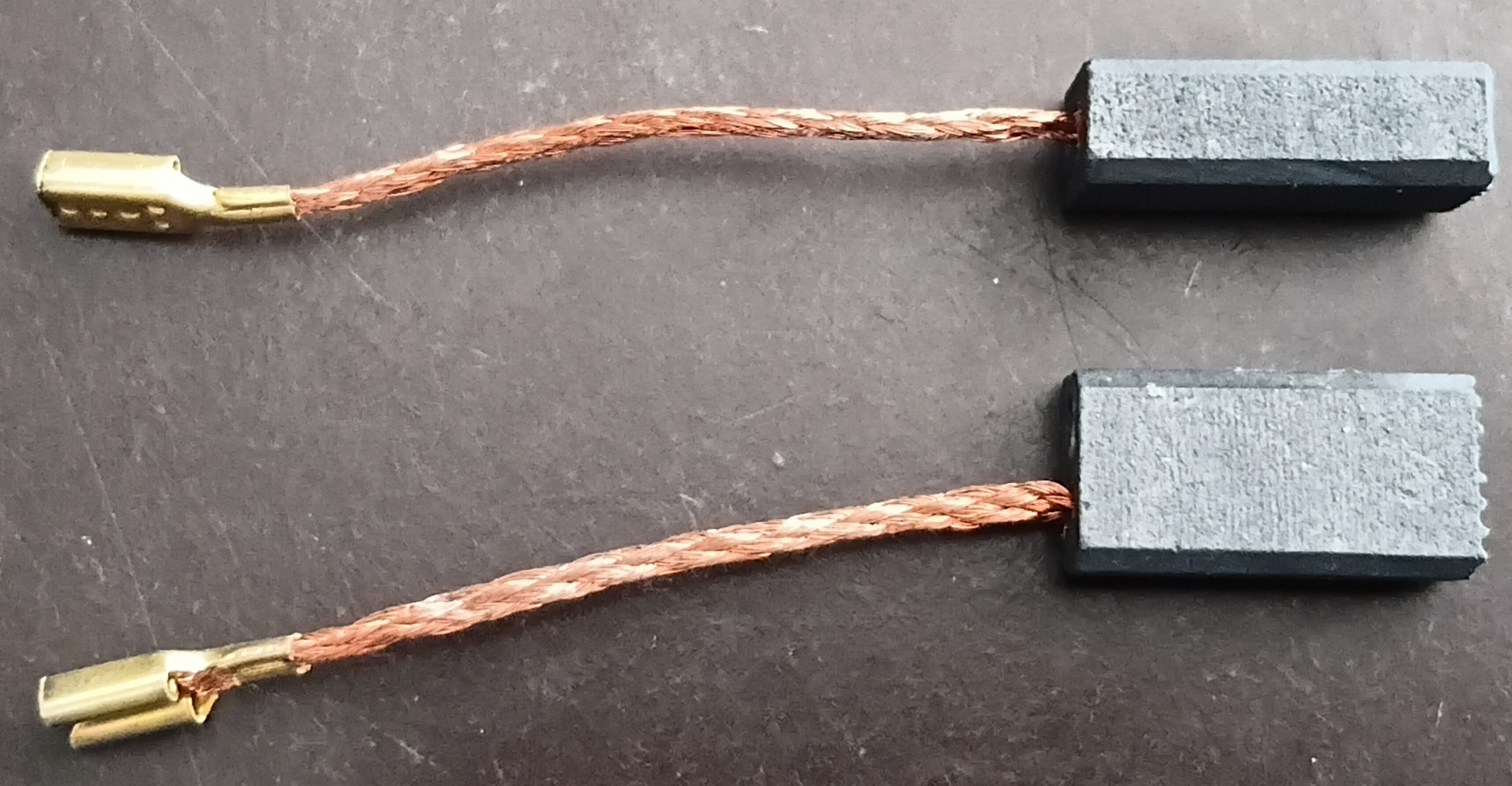 AG-6-100 Noise non-spring 15(L)x8(W)x5(H)mm| Carbon Brushes| Carpentry Tools & Equipment